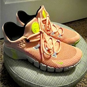 Women’s Nike Free Metcon 4